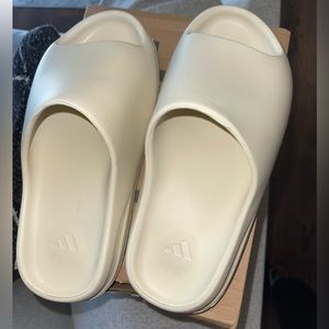 Yeezy Slides
